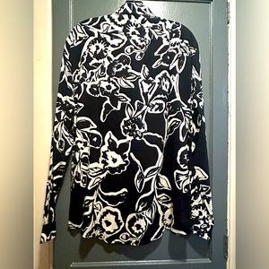 Zara, Small, black and white, long sleeve button-down top.